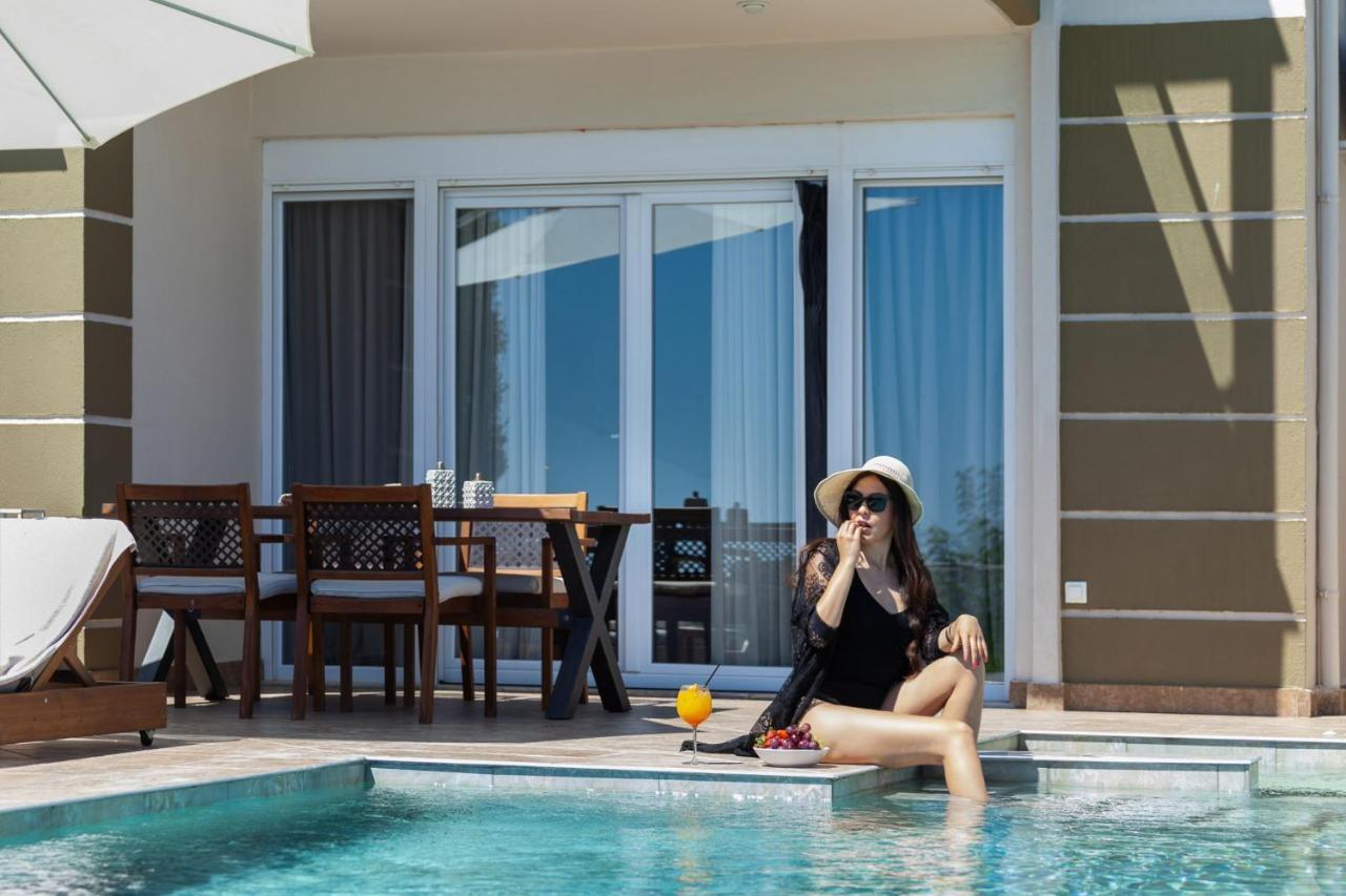 Sunny Villa Grande Hanioti Exterior photo